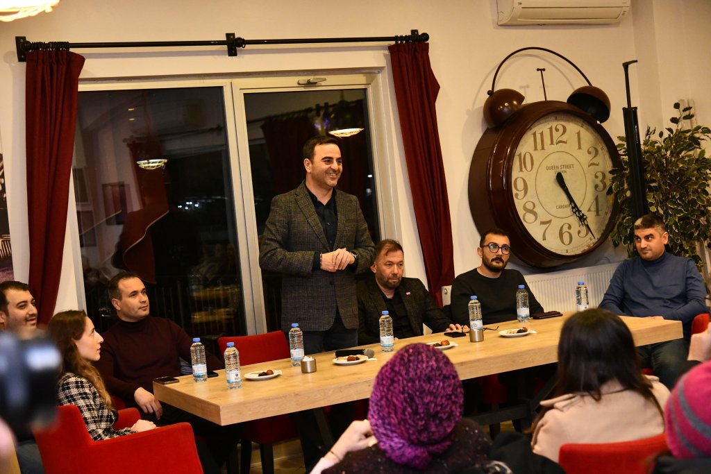 Başkan Özlü, Başiskele’de Gönülleri Kazanıyor!
