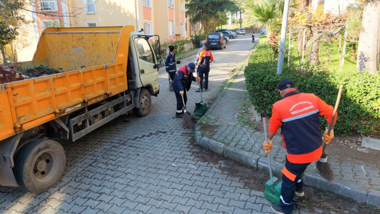 Başiskele’de Temizlik Seferberliği!