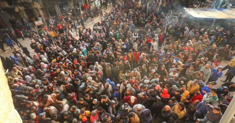 Gazze’de can kaybı 45 bin 97’ye yükseldi   