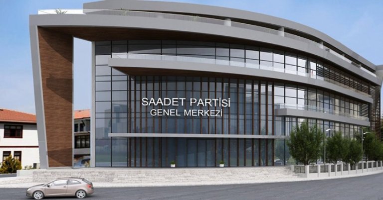 DEVA Partili iki vekil Saadet-Gelecek grubuna geçti