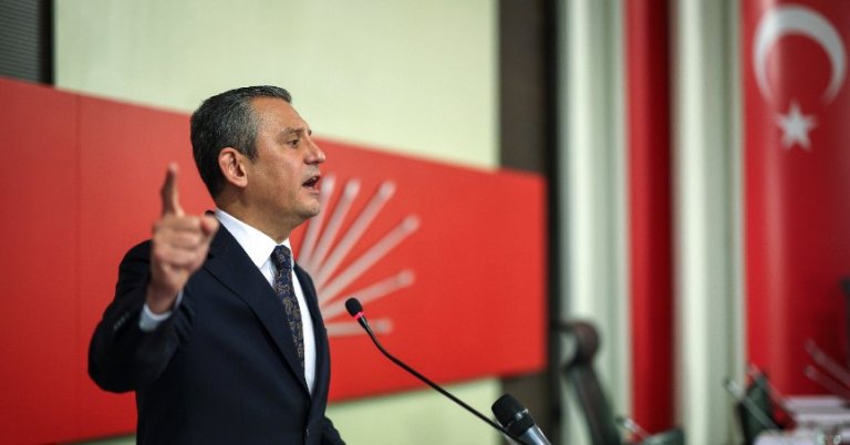 Özgür Özel: Bütün gücümüzle erken seçimi zorlayacağız   