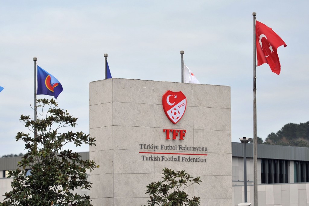 TFF Tahkim Kurulu’ndan 70 Futbolcuya Ceza!