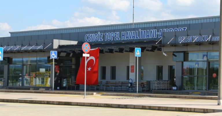 Bakandan itiraf gibi cevap:  Cengiz Topel serbest piyasanın inisiyatifinde!   