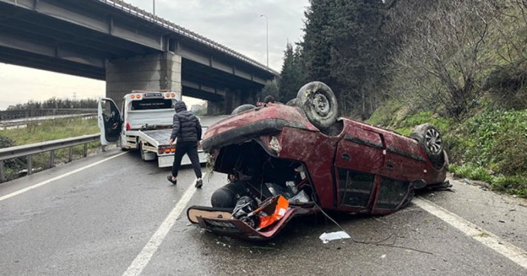 Takla atan otomobilin sürücüsü yaralandı