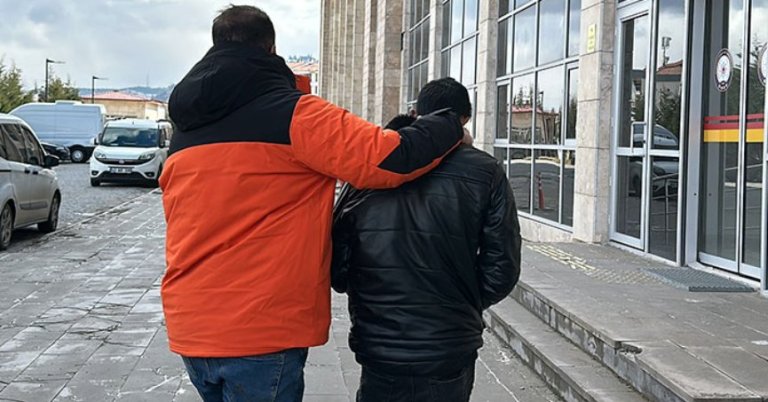 Hamile eşini sokak ortasında tüfekle yaraladı