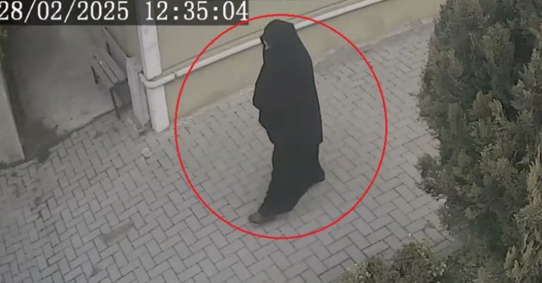 Çarşafla kamufle olup ablasının evini soydu