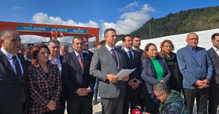 CHP’li vekiller: Suriye’de insani güvenlik koridoru açılmasını istedi