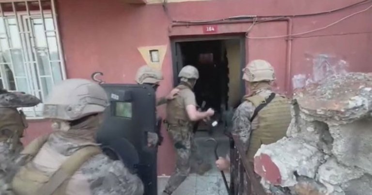 Gündoğmuş çetesine operasyon: 22 gözaltı