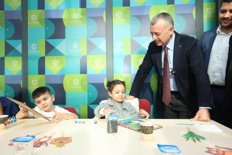 Dilovası’nda Gençler Kütüphanelerde Geleceğe Hazırlanıyor!