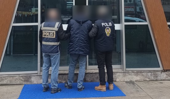 İzmit’te Aranan Şahıs Yakalandı!