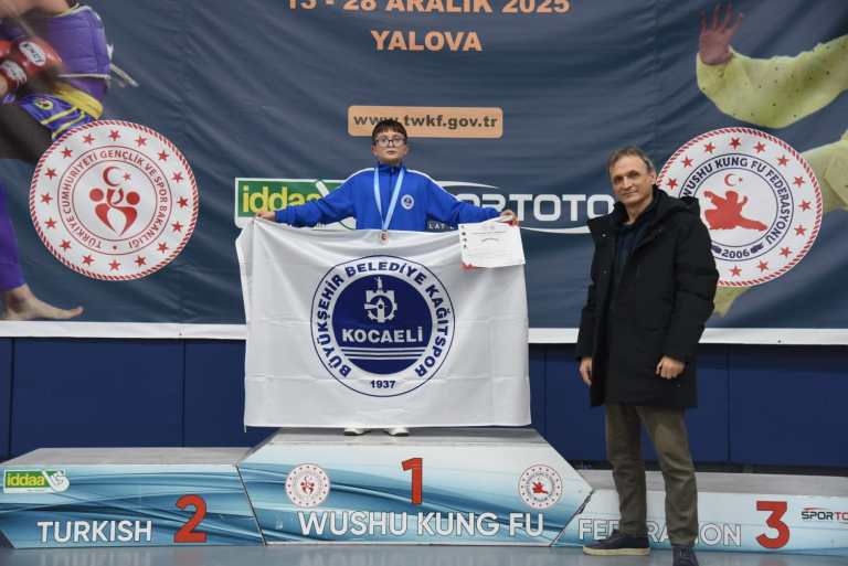 Kağıtspor’un Başarısı Yalova’da!