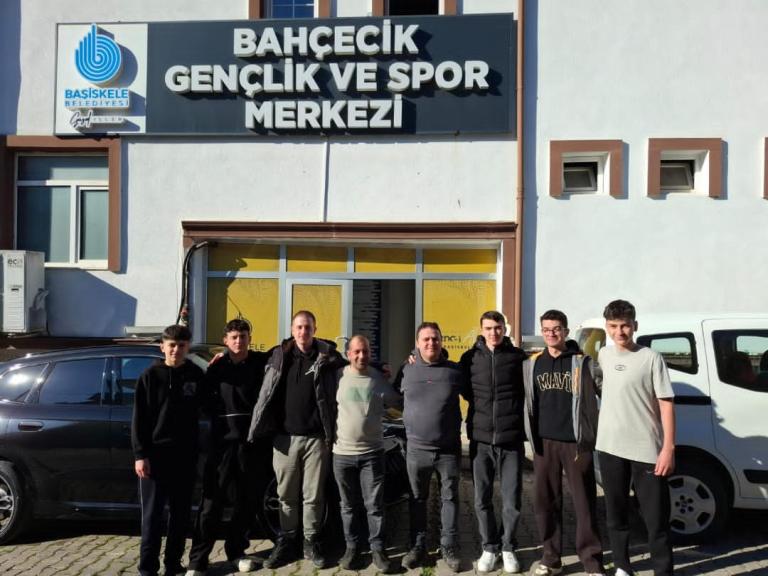 Bahçecik’te Spor Salonu Kapanıyor!