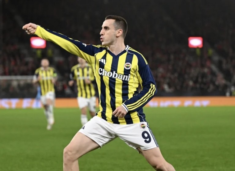 Gölcüklü Kerem Aktürkoğlu Avrupa’da Tarihi Rekor Kırdı!