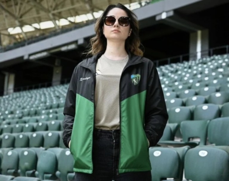 Kocaelispor’un Yeni Yağmurluğu Satışta!