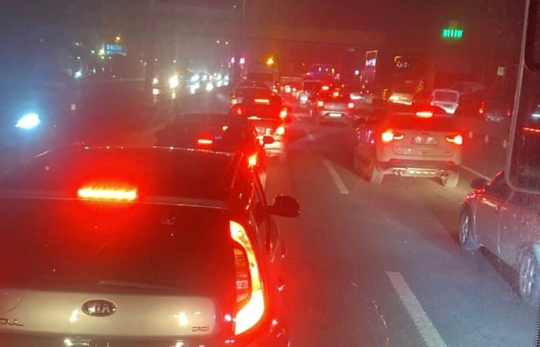 İzmit–Gölcük Yolunda Trafik Çilesi Sürüyor!