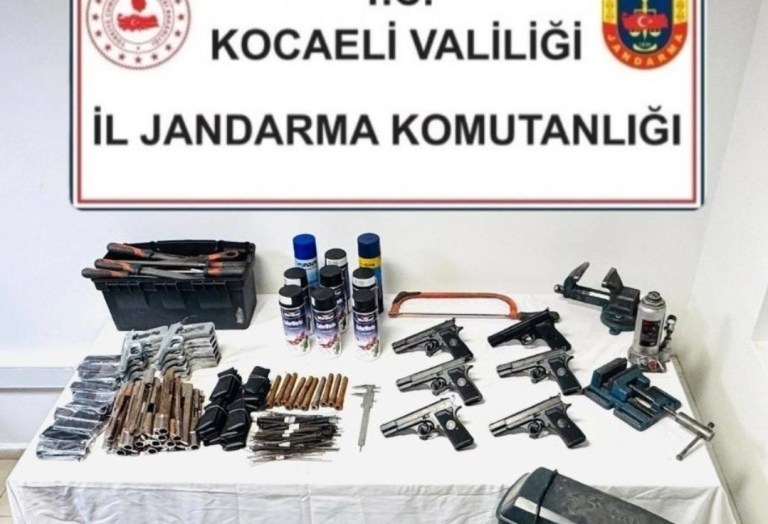 Kartepe’de Silah Kaçakçılığı Operasyonu!