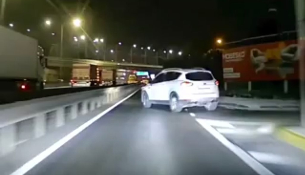 İzmit Kuruçeşme’de Kaza Tehlikesi!