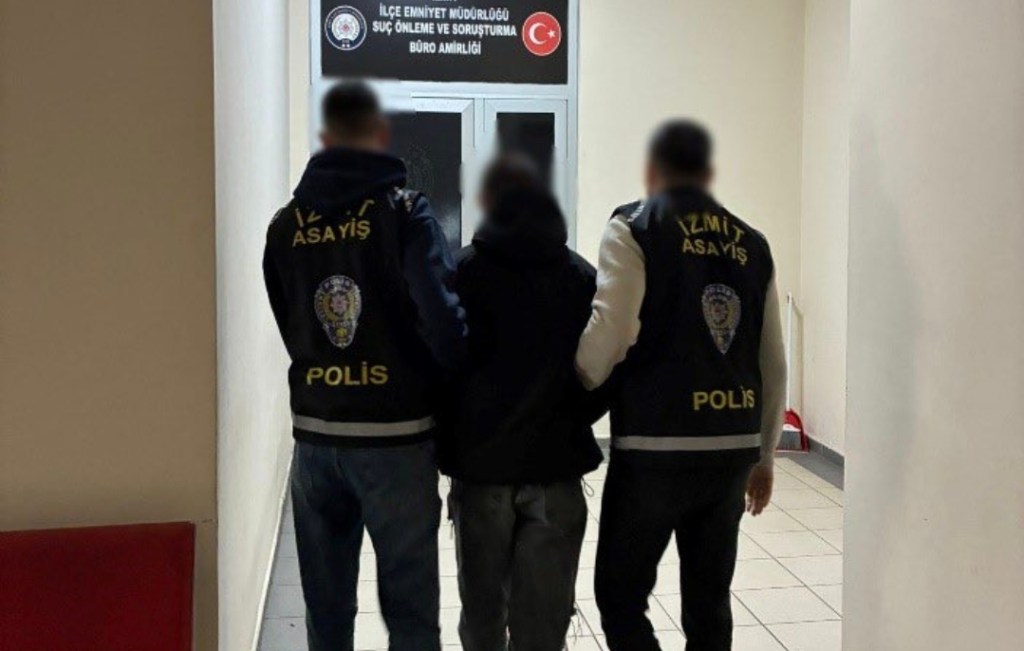 İzmit’te Tek Teker Terörü!