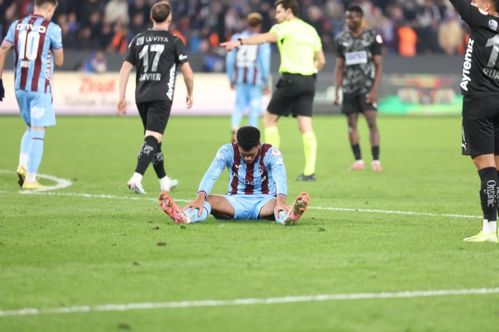 Trabzonspor'un Kupa Macerası Hüsranla Başladı