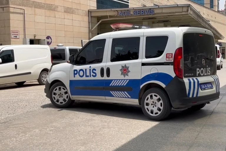 Siirt'te İki Çocuk Annesi Evinde Ölü Bulundu
