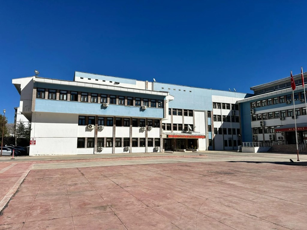 Uzman Çavuşu Dolandıran Kadın Tutuklandı