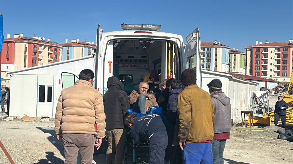 Kütahya'da İnşaat Şantiyesinde Kule Vinç Kazası