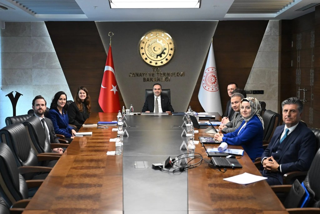 Bakan Kacır ve NASA Başkan Yardımcısı Ankara'da Buluştu