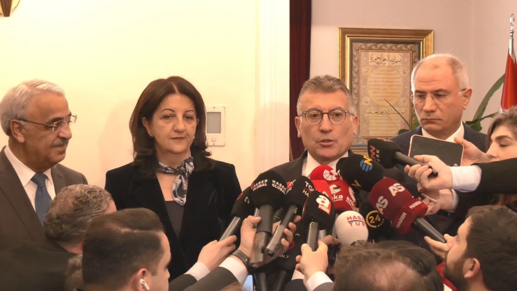 DEM Parti Heyetinden AK Parti'ye Kritik Ziyaret
