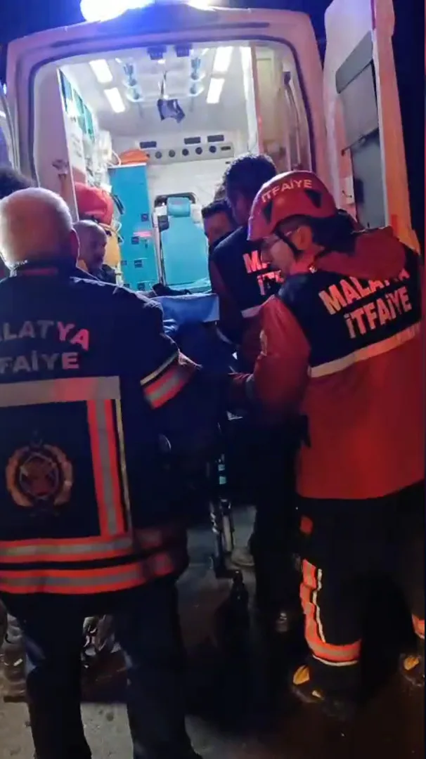Malatya'da Trafik Kazası: 2 Yaralı