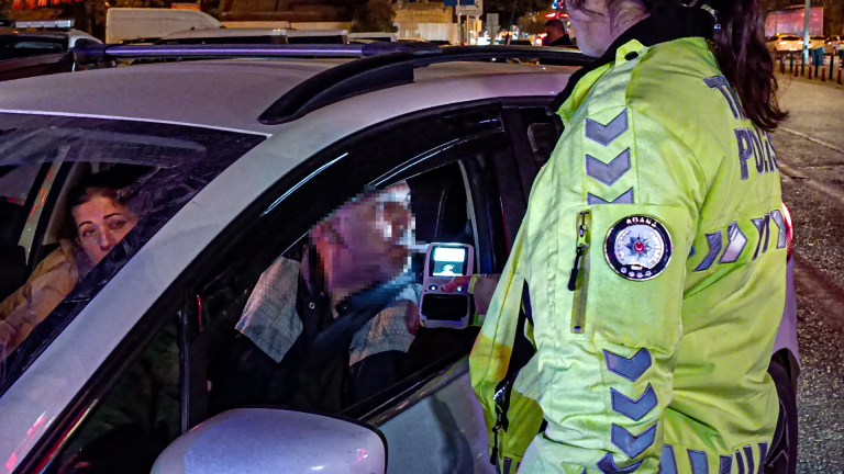 Adana Trafik Denetiminde 60 Sürücüye Ceza Yağdı