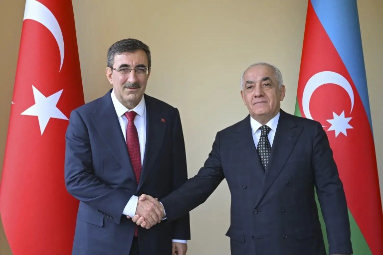 Türkiye-Azerbaycan Ekonomik İş Birliği Toplantısı Bakü'de