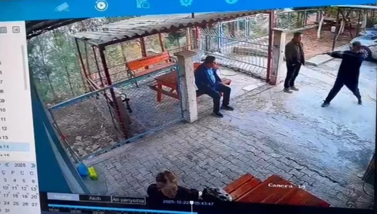 Mersin'de Ortaokul Öğrencisi Müdürü Tüfekle Vurdu