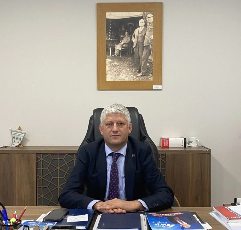 Eski Başkan Adayı Cinayet Davasında İtibarını Savundu