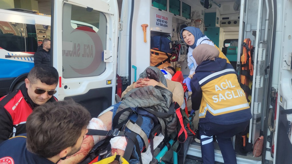 Trabzon'da Bıçaklı Kavga: 16 Kişi Gözaltında