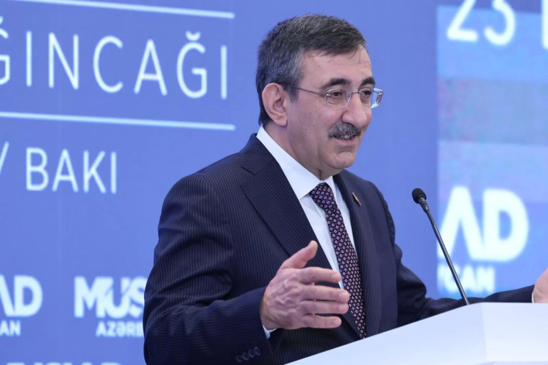Cevdet Yılmaz: Yenilenebilir Enerjiye Yatırım Şart
