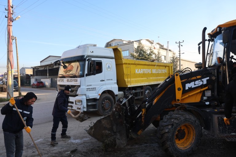 Kartepe Sanayi Bölgesinde Temizlik Seferberliği!