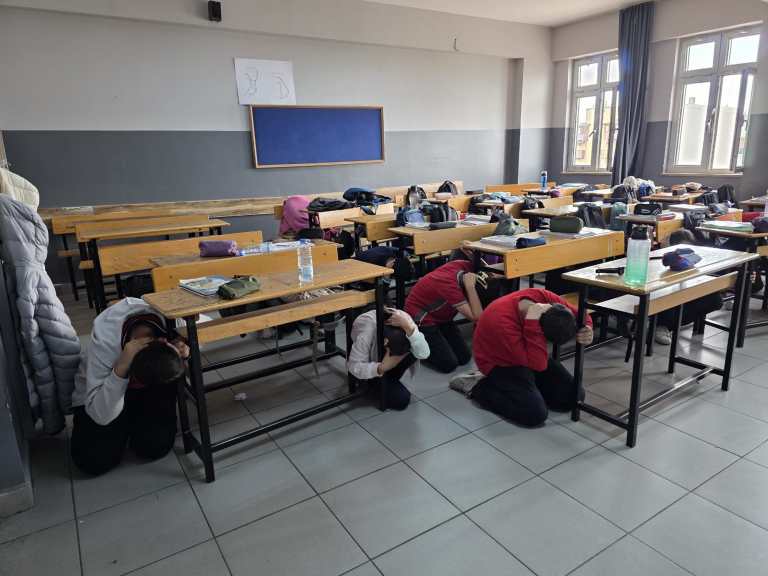 Darıca’da 37 Bin Öğrenciye Eğitim ve Tatbikat!