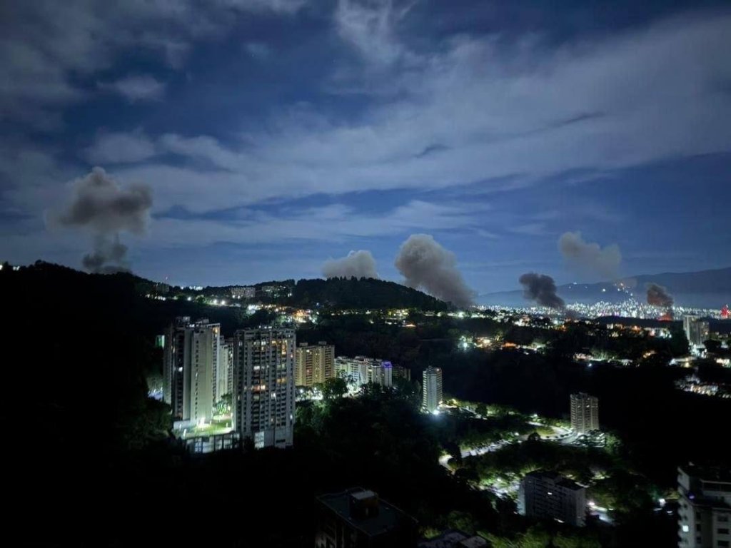 Venezuela’da Patlama Sesleri ve Askeri Hareketlilik!