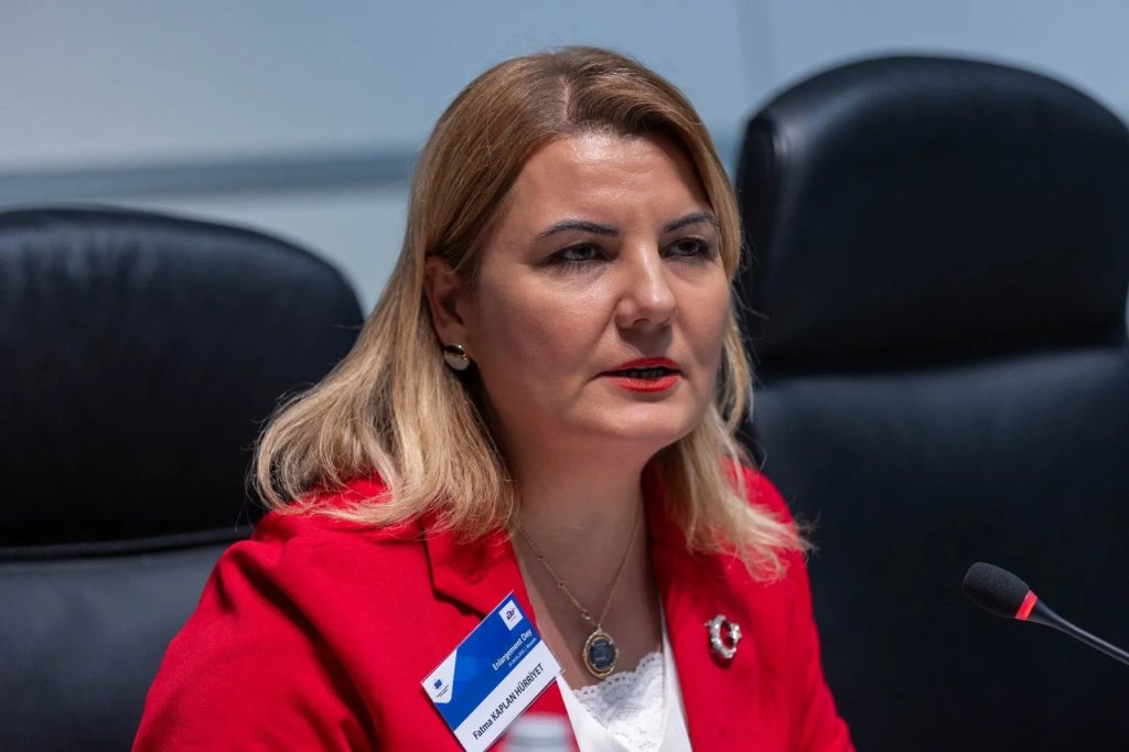 Fatma Kaplan Hürriyet’ten AK Parti İddialarına Yanıt!