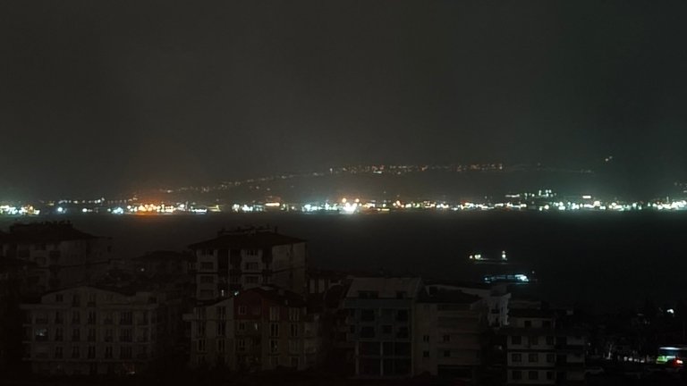 Darıca’da Elektrik Kesintisi Tepki Çekti!