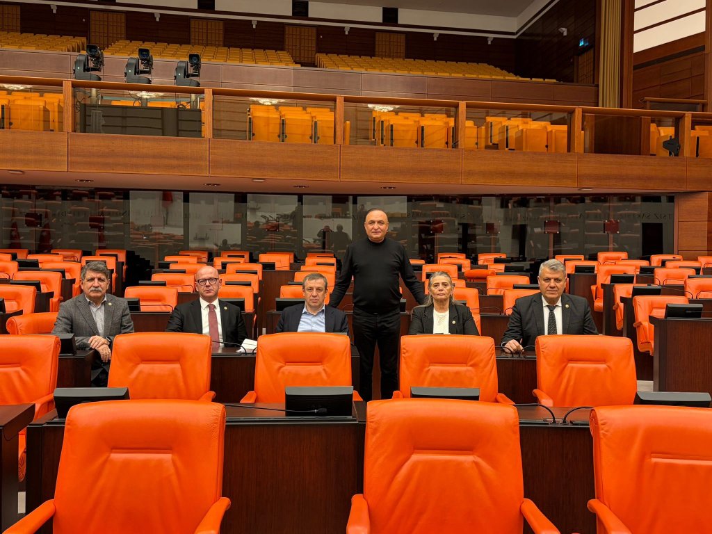 CHP’li Vekil Kanko’dan Emekliler İçin Gece Nöbeti!