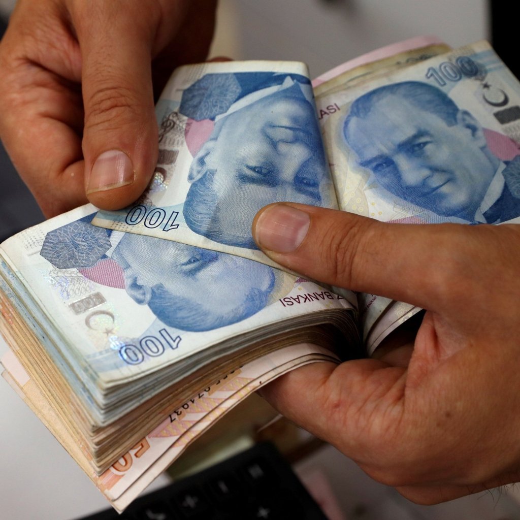 Açlık Sınırı Asgari Ücreti Aştı!