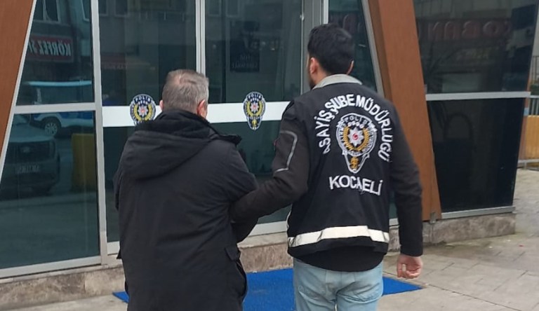 İzmit’te Aranan Hükümlü Yakalandı!
