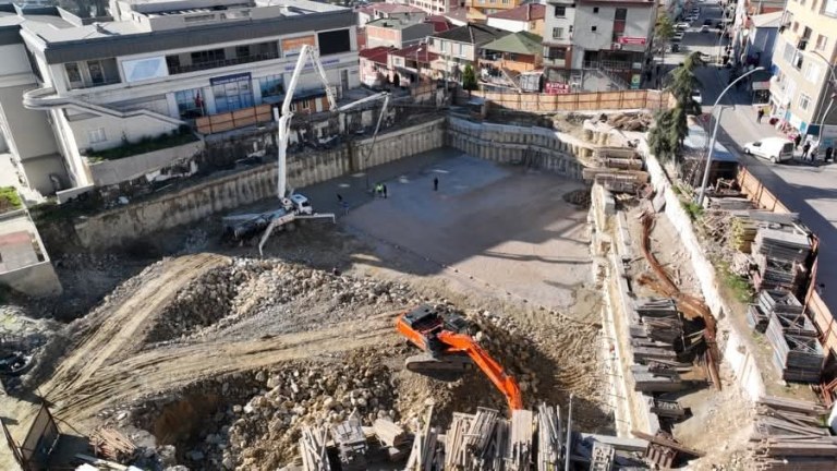 Dilovası’nda Kent Meydanı Projesi Hızla İlerliyor!