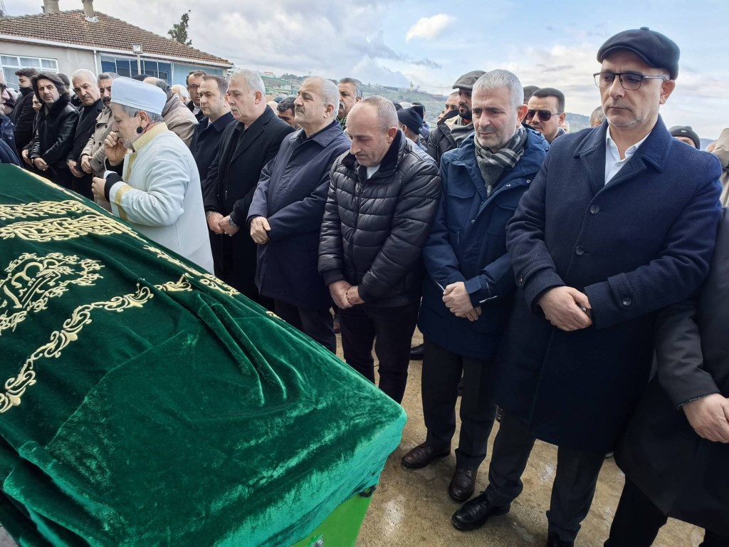 Gebze’de Osman Pekşen Son Yolculuğuna Uğurlandı!