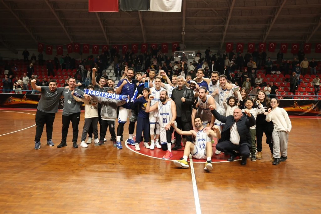 Kağıtspor’dan Kritik Galibiyet!