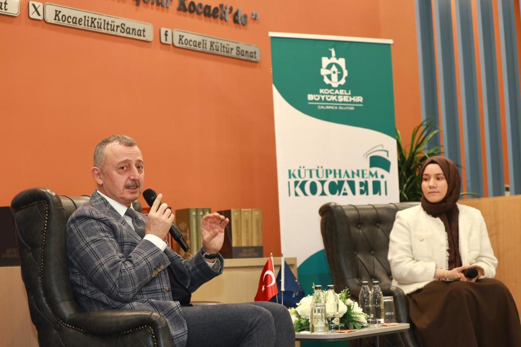Başkan Büyükakın İzmit’te Gençlerle Buluştu!