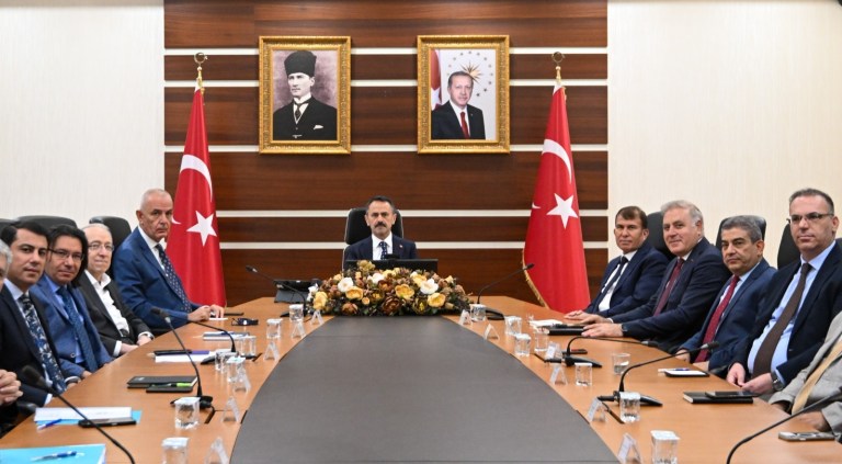 Kocaeli Valisi İlhami Aktaş Yeni Yıla Hızlı Başladı!