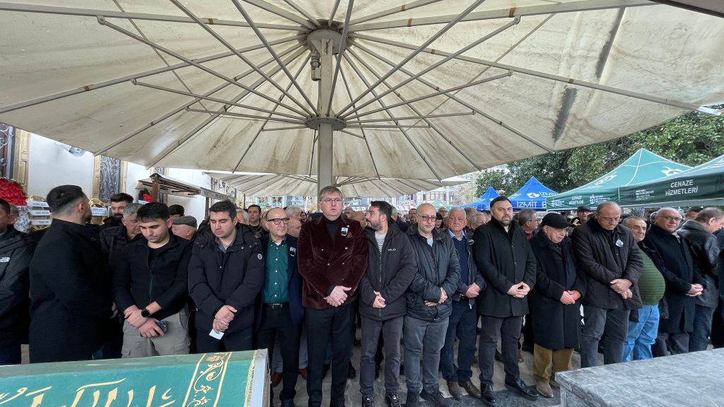Gazeteci İsmet Çiğit Son Yolculuğuna Uğurlandı!