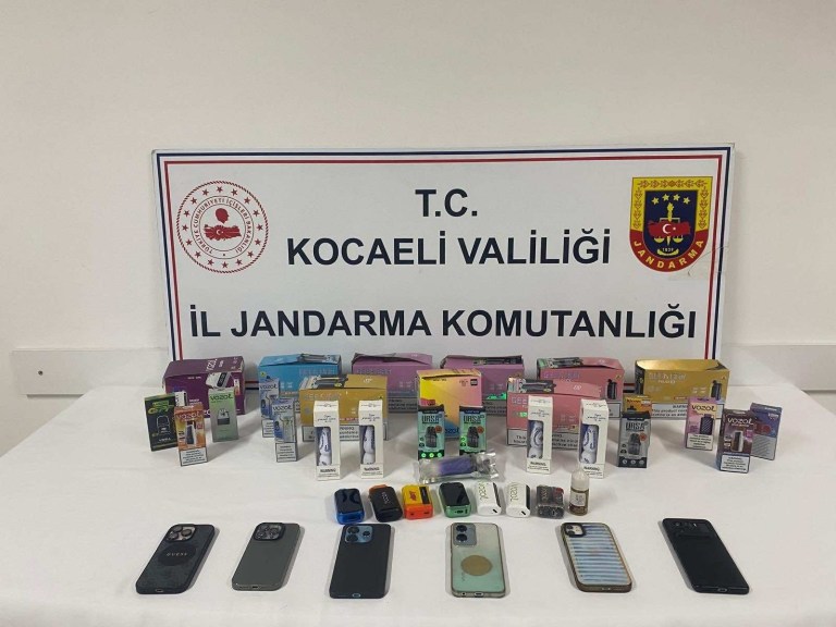 Kocaeli’de Kaçak Elektronik Sigara Operasyonu!